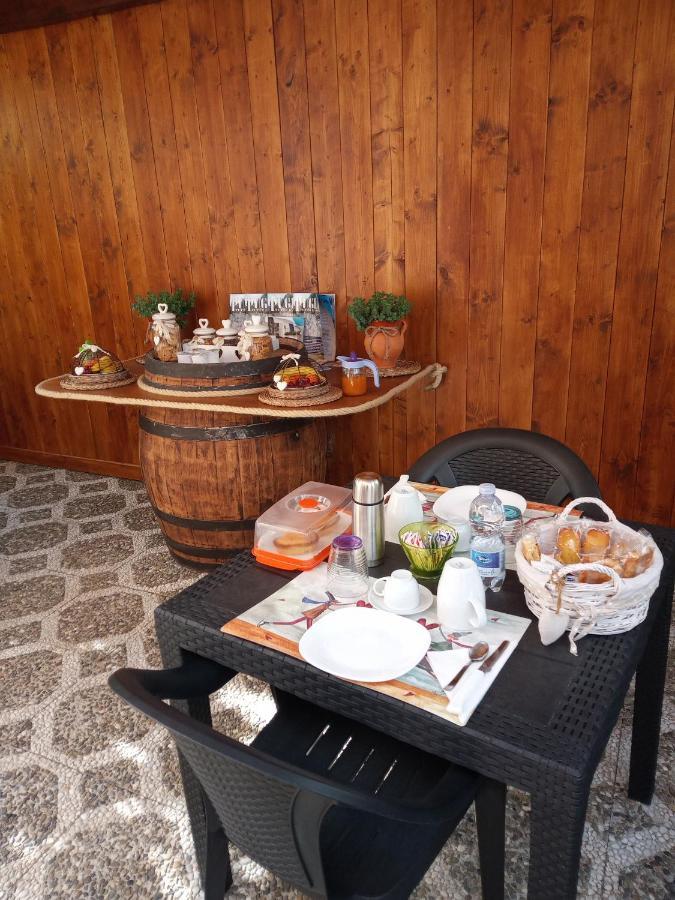 B&B L'Oasi Del Sole Уджано-ла-Кьеза Экстерьер фото