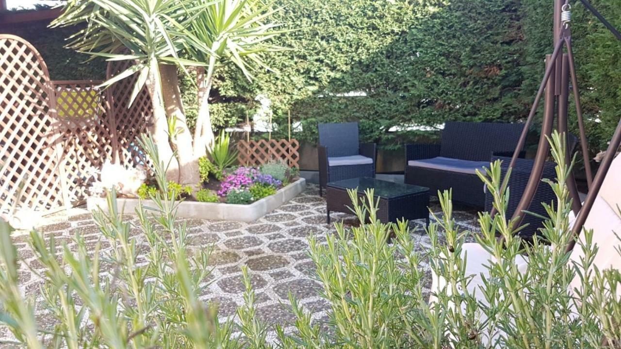 B&B L'Oasi Del Sole Уджано-ла-Кьеза Экстерьер фото
